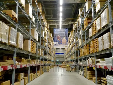 Primjena u skladištu LED rasvjete otporne na eksploziju serije UCE4